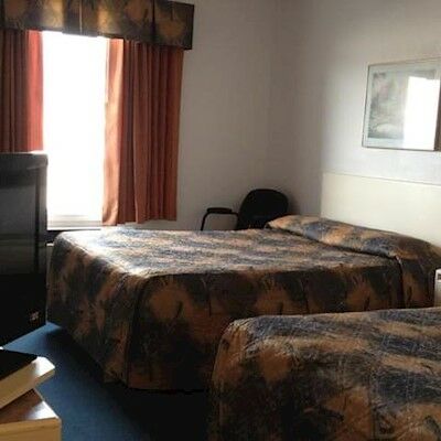 The Kanata Inns Invermere Eksteriør bilde